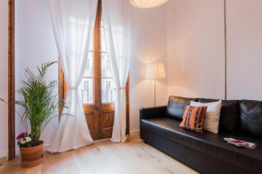 Central Entire Apartment 3 rooms 12